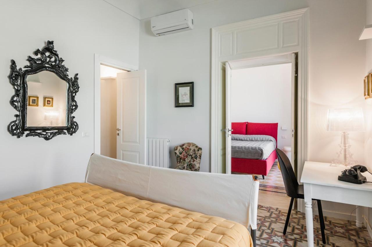 2 Soru Ortigia Holiday Home - Attico Con Terrazza Syracuse Exterior foto