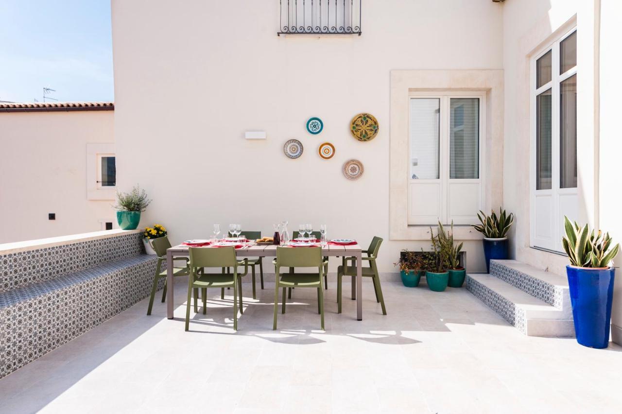2 Soru Ortigia Holiday Home - Attico Con Terrazza Syracuse Exterior foto